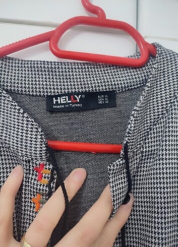 Diğer Uzun kışlık nakış detaylı elbise