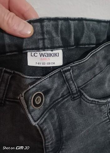 LC Waikiki LC Waikiki ürün temsilidir Kız çocuk pantolon