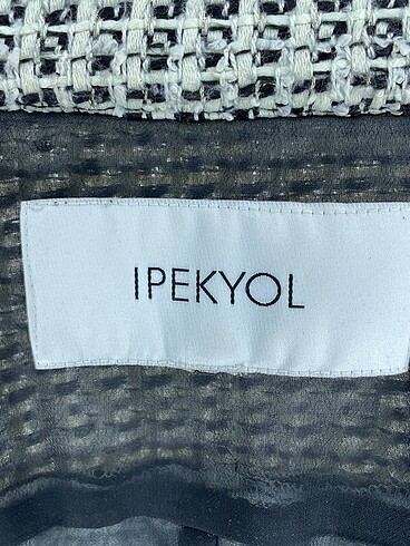 40 Beden çeşitli Renk ipekyol Blazer %70 İndirimli.