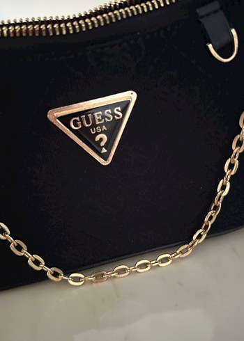 Guess Siyah Süet Zincir Detaylı Guess Çanta
