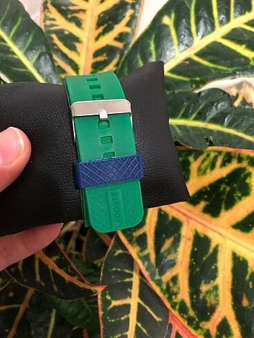 Lacoste Kol saati