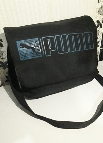 PUMA OMUZ ÇANTASI. 