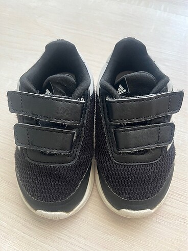 21 Beden siyah Renk Adidas ayakkabı