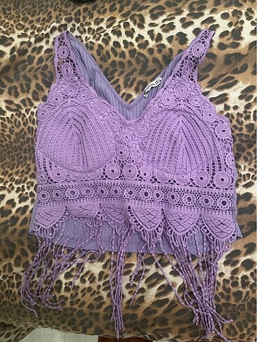 Lila crop