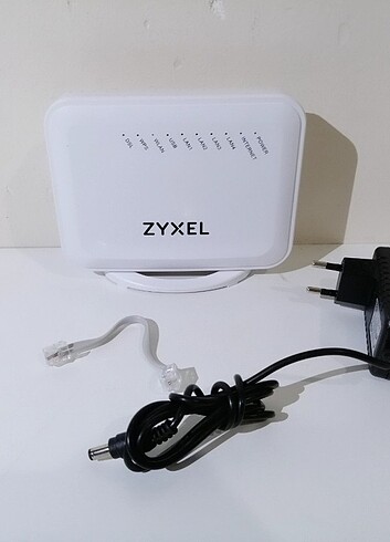 ZYXEL BEYAZ MODEM KARE MODEM DENENMISTIR SORUNSUZ CALISMAKTADIR 