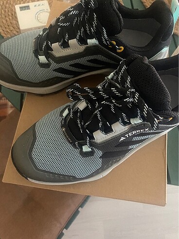 Adidas terrex