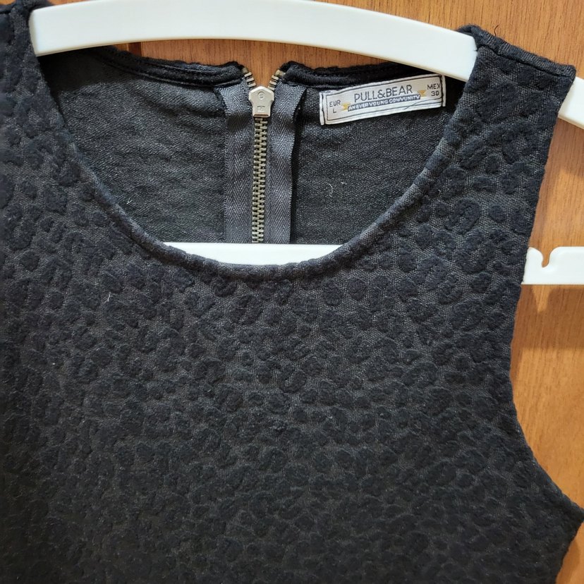 Siyah Desenli Kolsuz Triko Elbise - Görsel 3