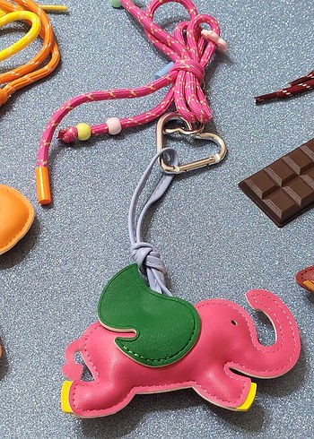 Çanta Charm Anahtarlık - Görsel 2