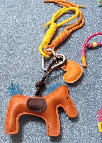 Çanta Charm Anahtarlık - Görsel 4