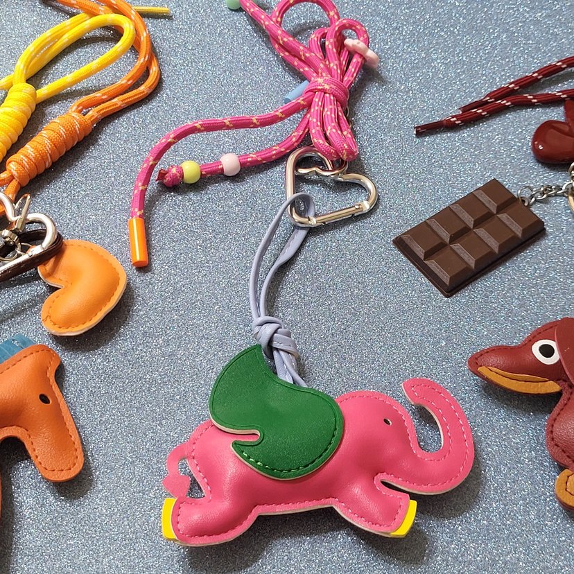 Çanta Charm Anahtarlık - Görsel 2