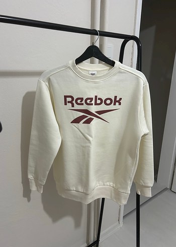 Reebok Beyaz Pamuklu Oversize Sweatshirt