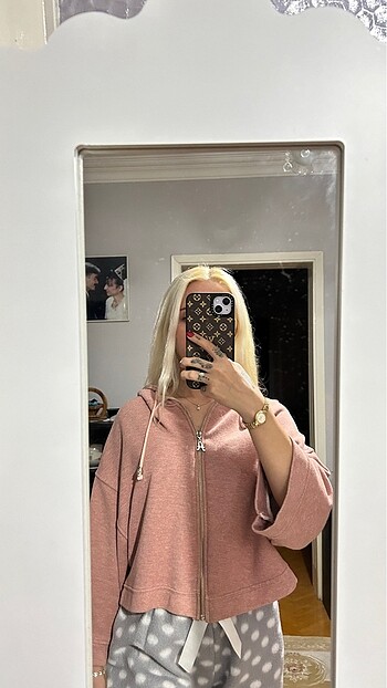 Pembe hırka