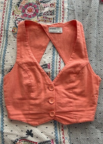 BERSHKA sırt detay yelek