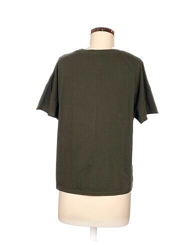 xl Beden Diğer T-shirt %70 İndirimli.