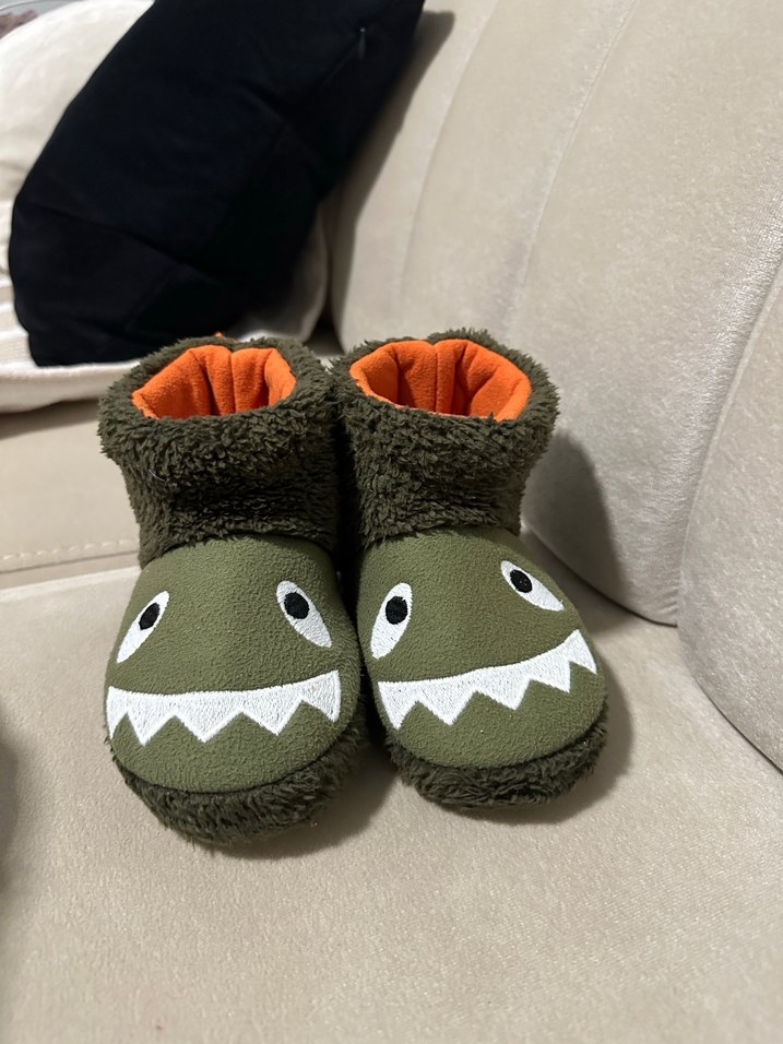 Erkek Çocuk Ev Terliği - Görsel 2