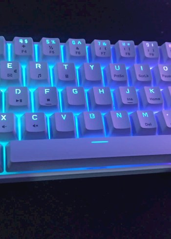 Beyaz Kablolu Gaming Klavye - Görsel 2