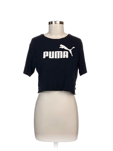 Puma T-shirt %70 İndirimli.