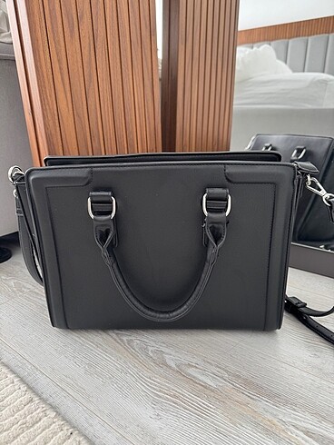 Stradivarius siyah çanta