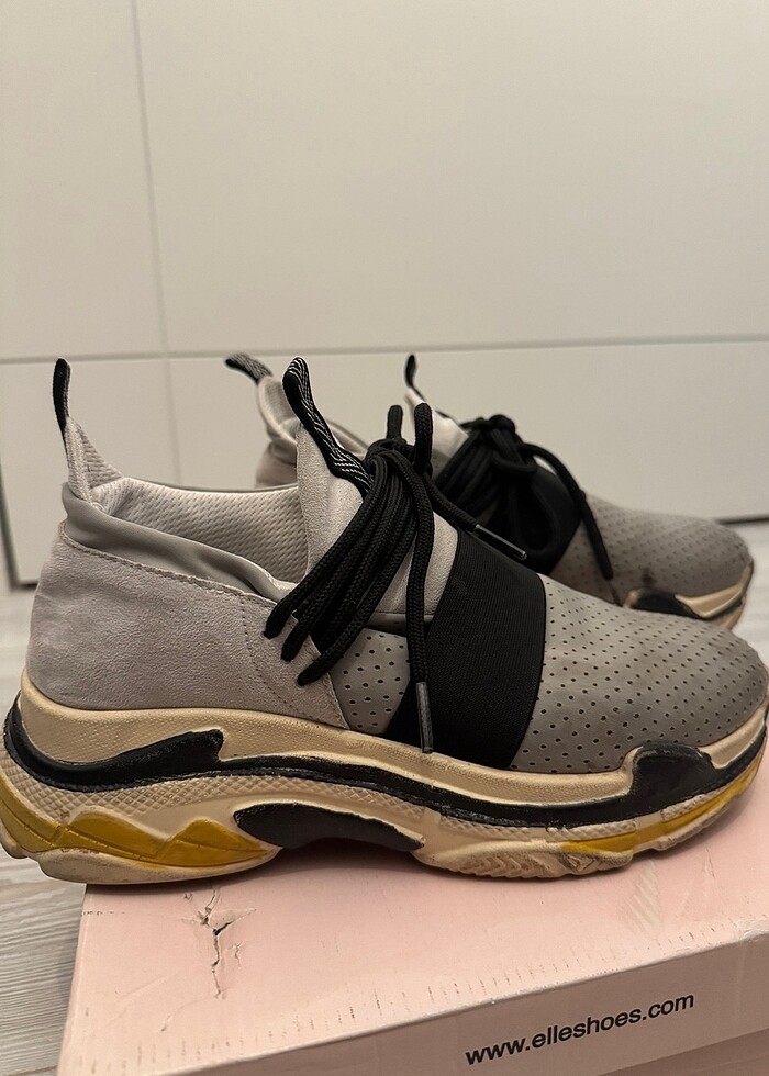 Elle spor ayakkabı - Görsel 2