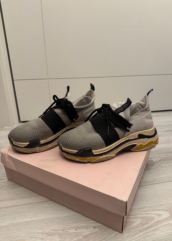 Elle spor ayakkabı - Görsel 3