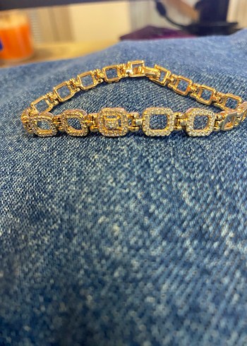 Zincir Detaylı Kahverengi Kadın Bileklik - Görsel 5