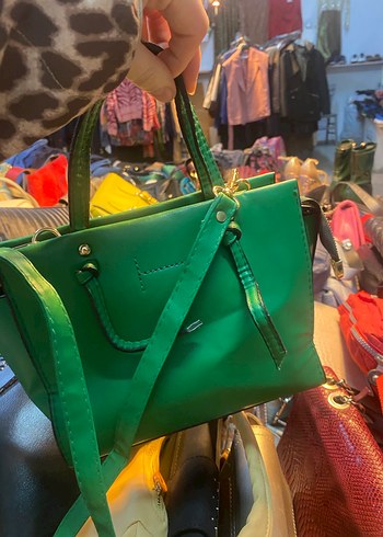 Yeşil Deri Kadın El Çantası - Görsel 2