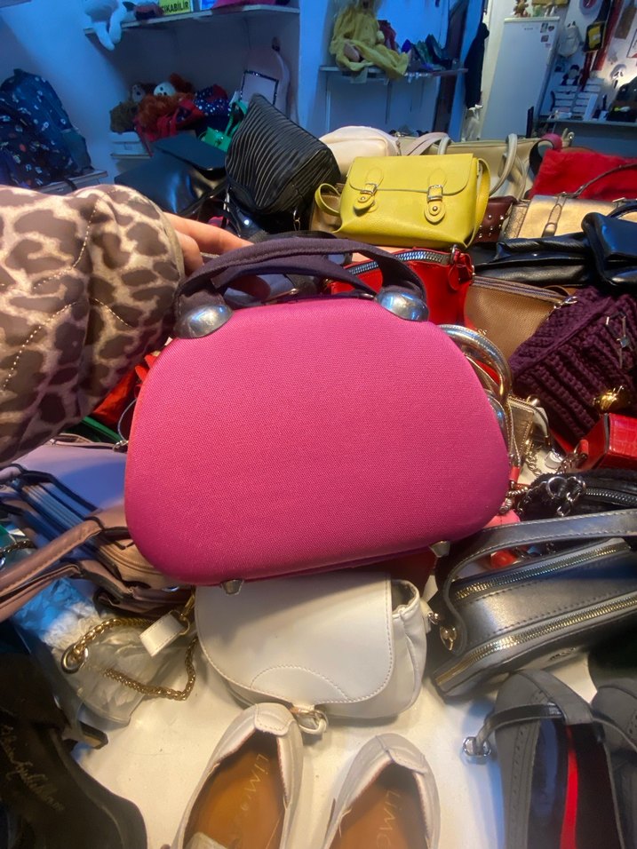 Makyaj çantası Tokalı Kadın El Çantası - Görsel 2