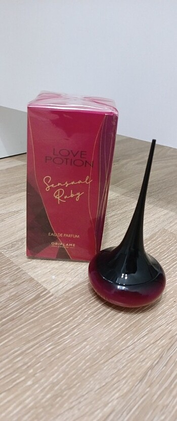 Oriflame love potion sensual ruby 50 ml parfüm 