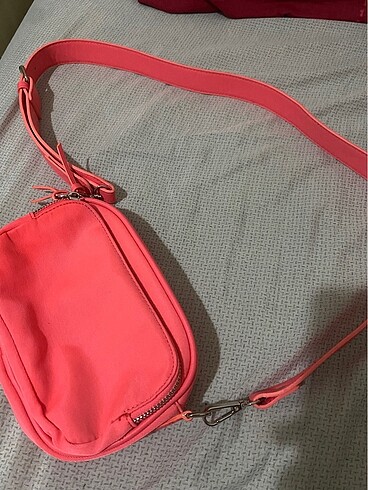 Stradivarius canta