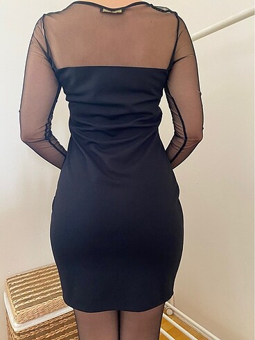 Diğer Kolları tül siyah mini elbise