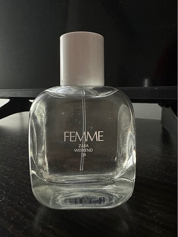 Zara femme weekend parfüm