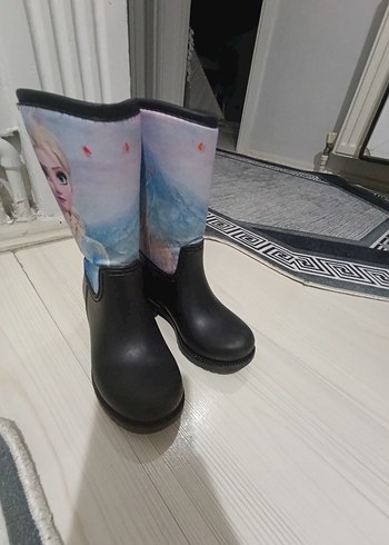 28 Beden Renkli Baskılı Kız Çizme