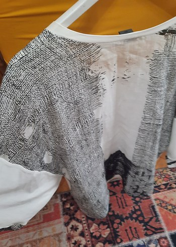 Beyaz Baskılı Salaş Kadın Bluz crea marka - Görsel 5