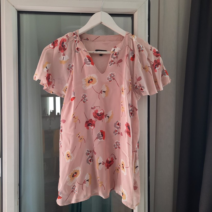 Pembe V Yaka Kısa Kollu Bluz - Görsel 5