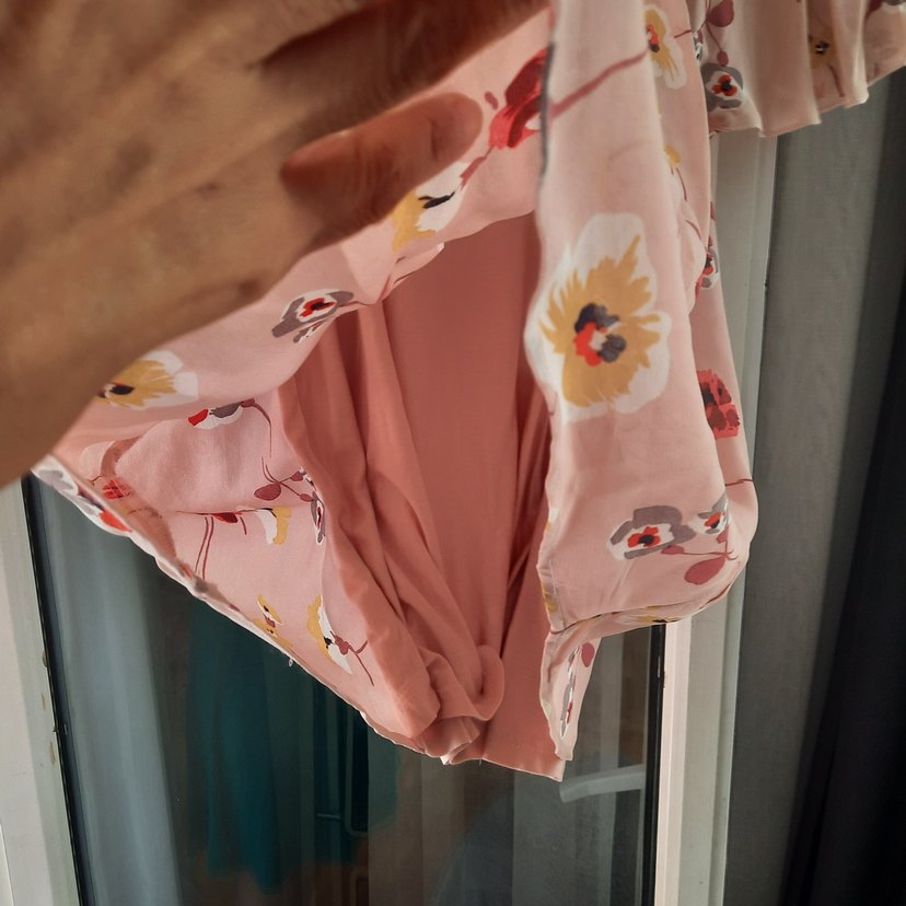 Pembe V Yaka Kısa Kollu Bluz - Görsel 3