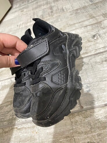 26 Beden siyah Renk çocuk ayakkabısı