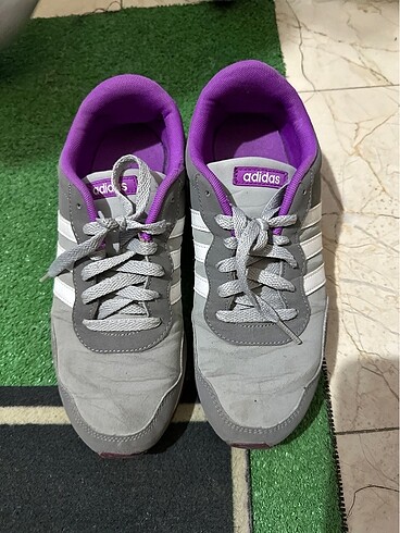 Adidas ayakkabı