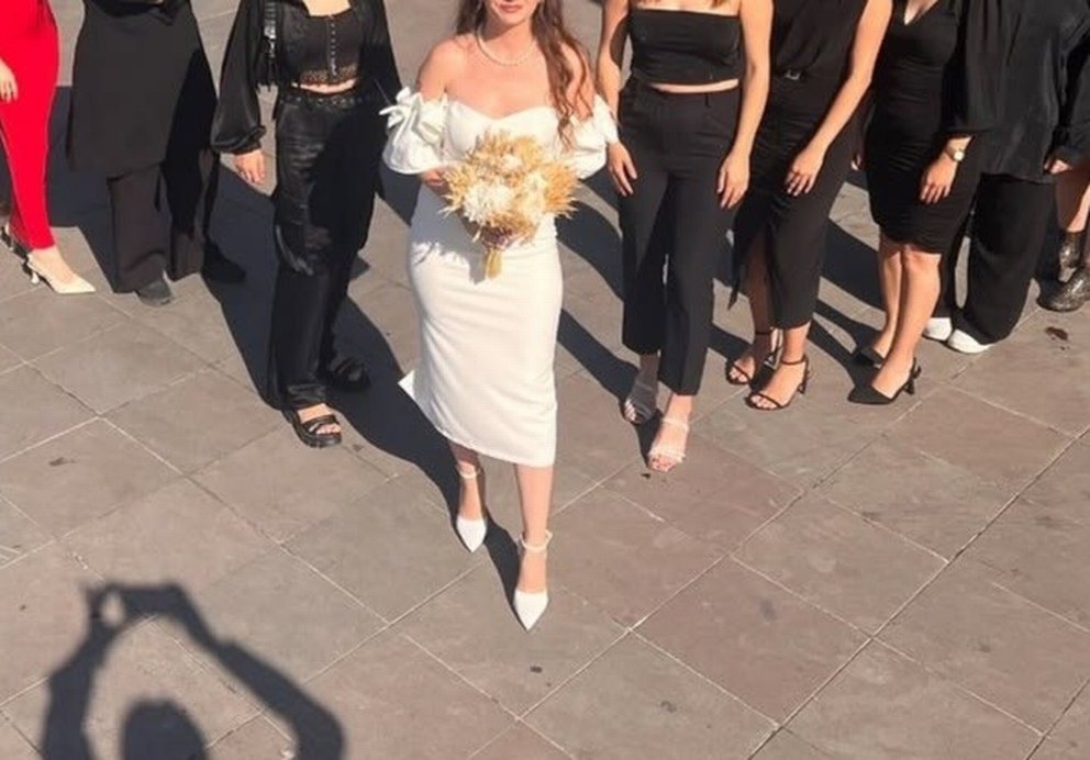 Beyaz Straplez Midi Kalem Elbise - Görsel 3