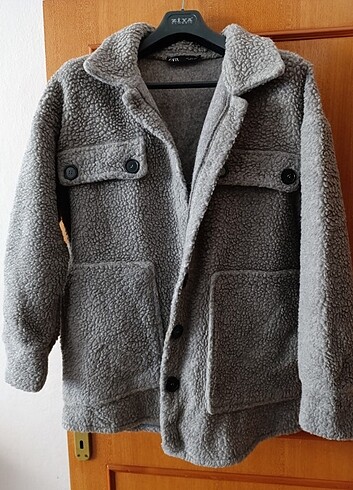 ZARA peluş mont 