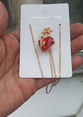 Altın Renkli Mini Kalp Detaylı Kolye - Görsel 2