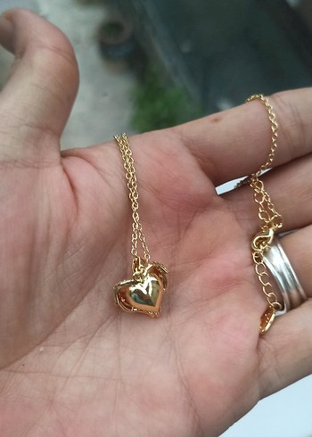 Altın Zincirli Kırmızı Taşlı çift taraflı Kalp Kolye - Görsel 2