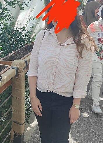 m Beden Gömlek