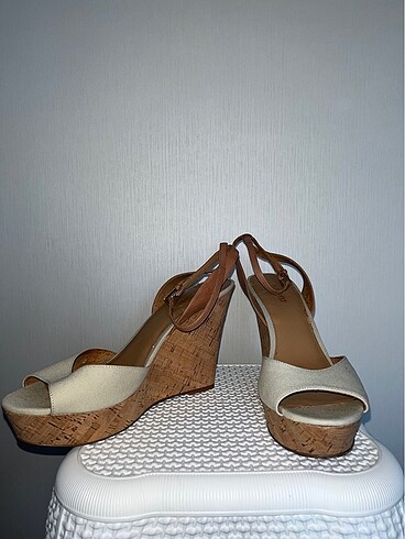 NINE WEST Jakare Krem Ten Dolgulu Topuklu Espadrille Sandal 10M 