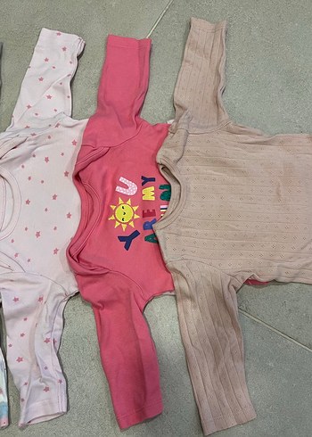 4 PARÇA %100 Pamuk Zıbın - Body Mothercare - H&M - Görsel 2