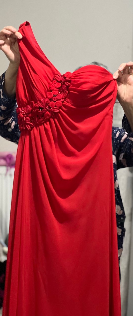 Kırmızı Drapeli Uzun Straplez Abiye Elbise - Görsel 5