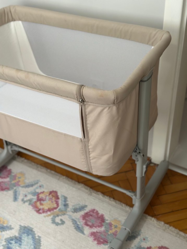 Bej Bebek Beşiği ve Anne Yanı - Görsel 4