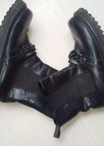 Üzeri zincir detaylı yarım bot - Görsel 6