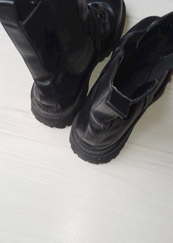 Üzeri zincir detaylı yarım bot - Görsel 2