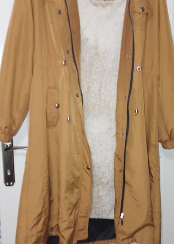 Kapüşonlu içi kürklü mont - Görsel 11