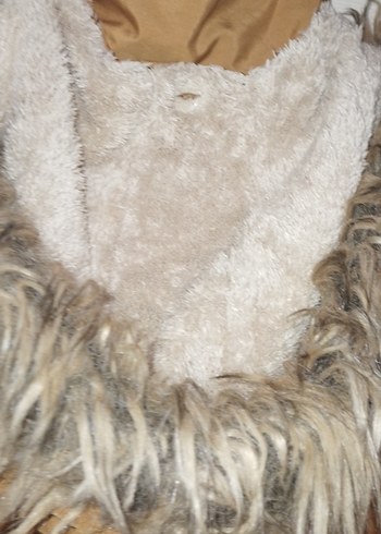 Kapüşonlu içi kürklü mont - Görsel 3